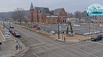 Weather camera view of City of Connersville.