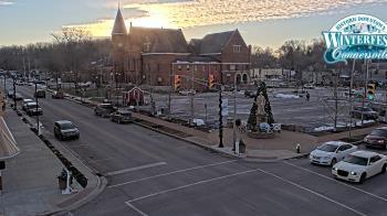 Weather camera view of City of Connersville.