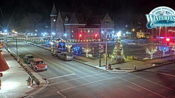 Weather camera view of City of Connersville.