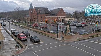 Weather camera view of City of Connersville.