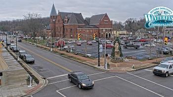 Weather camera view of City of Connersville.