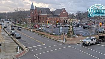 Weather camera view of City of Connersville.