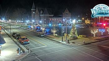 Weather camera view of City of Connersville.