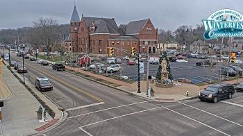 Weather camera view of City of Connersville.