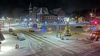Weather camera view of City of Connersville.