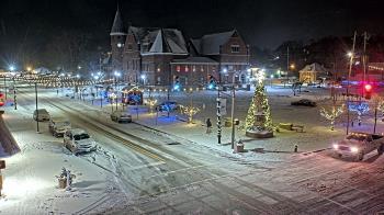 Weather camera view of City of Connersville.