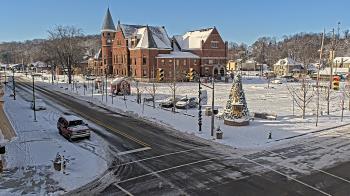 Weather camera view of City of Connersville.