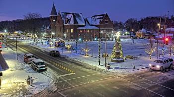 Weather camera view of City of Connersville.