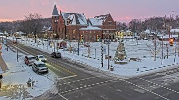 Weather camera view of City of Connersville.