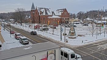 Weather camera view of City of Connersville.