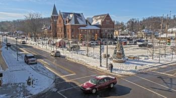 Weather camera view of City of Connersville.