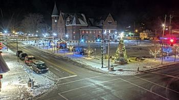 Weather camera view of City of Connersville.