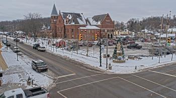 Weather camera view of City of Connersville.