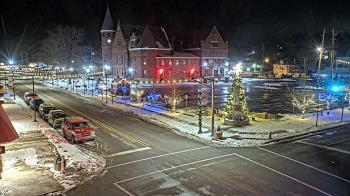 Weather camera view of City of Connersville.