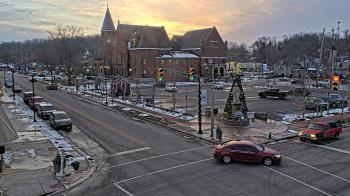 Weather camera view of City of Connersville.