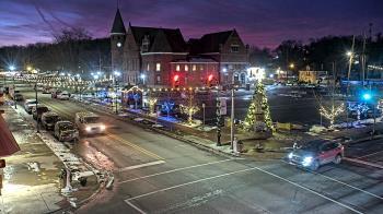 Weather camera view of City of Connersville.