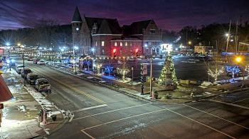 Weather camera view of City of Connersville.