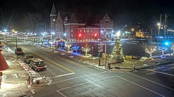 Weather camera view of City of Connersville.