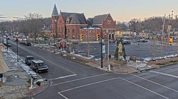 Weather camera view of City of Connersville.