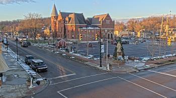 Weather camera view of City of Connersville.