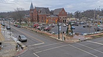 Weather camera view of City of Connersville.