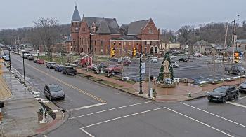 Weather camera view of City of Connersville.