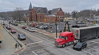 Weather camera view of City of Connersville.