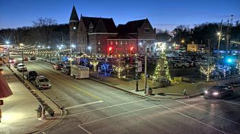 Weather camera view of City of Connersville.