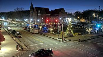 Weather camera view of City of Connersville.