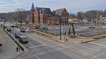 Weather camera view of City of Connersville.
