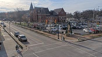 Weather camera view of City of Connersville.