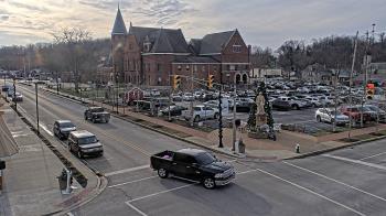 Weather camera view of City of Connersville.