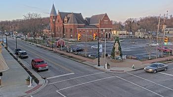 Weather camera view of City of Connersville.
