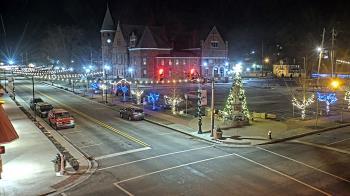 Weather camera view of City of Connersville.