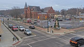 Weather camera view of City of Connersville.