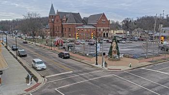 Weather camera view of City of Connersville.