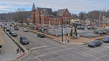 Weather camera view of City of Connersville.