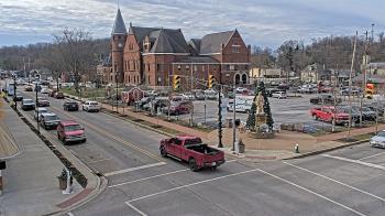 Weather camera view of City of Connersville.