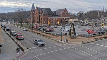 Weather camera view of City of Connersville.