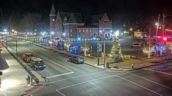 Weather camera view of City of Connersville.