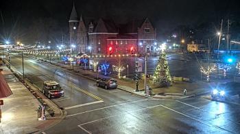 Weather camera view of City of Connersville.