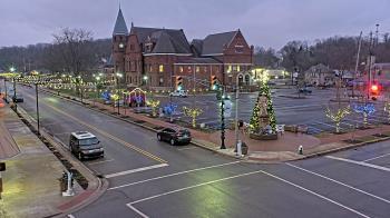 Weather camera view of City of Connersville.