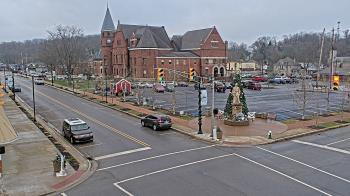 Weather camera view of City of Connersville.