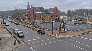 Weather camera view of City of Connersville.