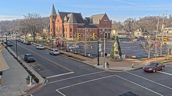 Weather camera view of City of Connersville.