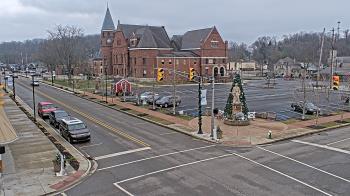 Weather camera view of City of Connersville.