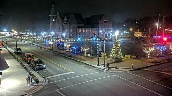 Weather camera view of City of Connersville.