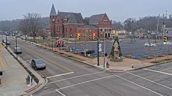 Weather camera view of City of Connersville.