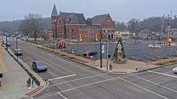 Weather camera view of City of Connersville.
