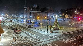 Weather camera view of City of Connersville.